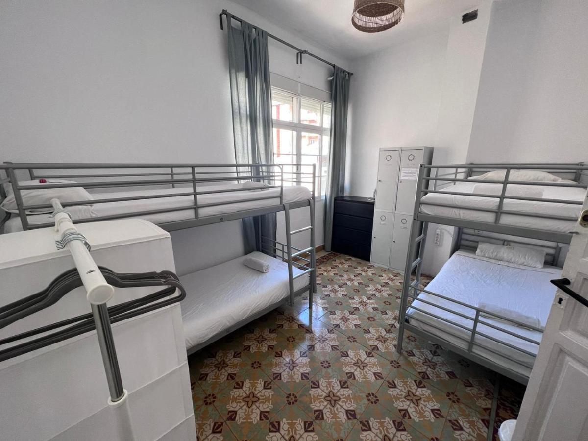Bbtk Bed And Bike Hotel Malaga Bagian luar foto