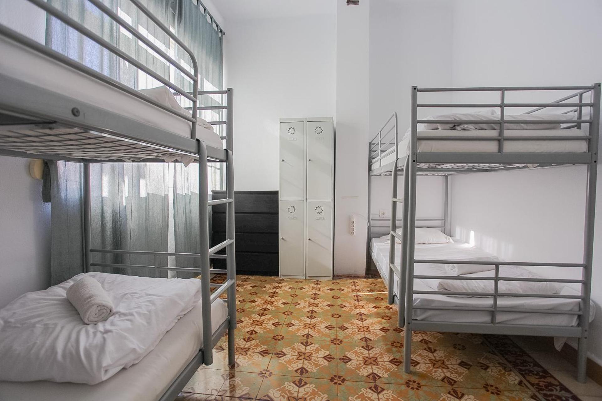 Bbtk Bed And Bike Hotel Malaga Bagian luar foto