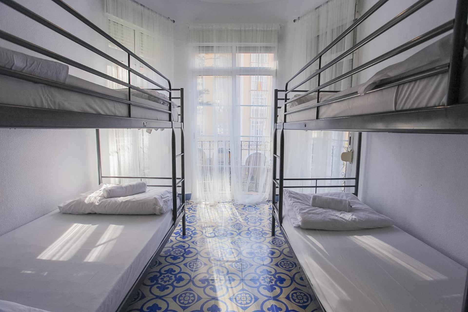 Bbtk Bed And Bike Hotel Malaga Bagian luar foto