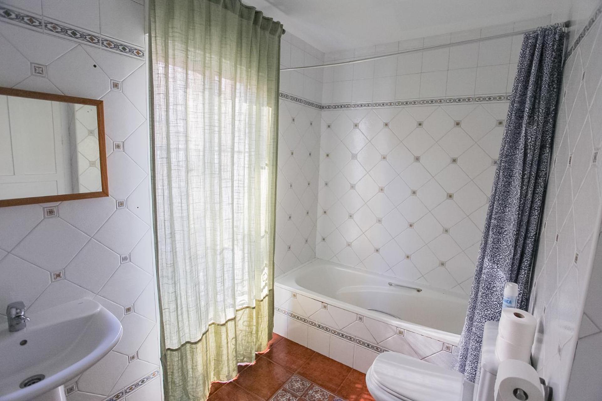 Bbtk Bed And Bike Hotel Malaga Bagian luar foto