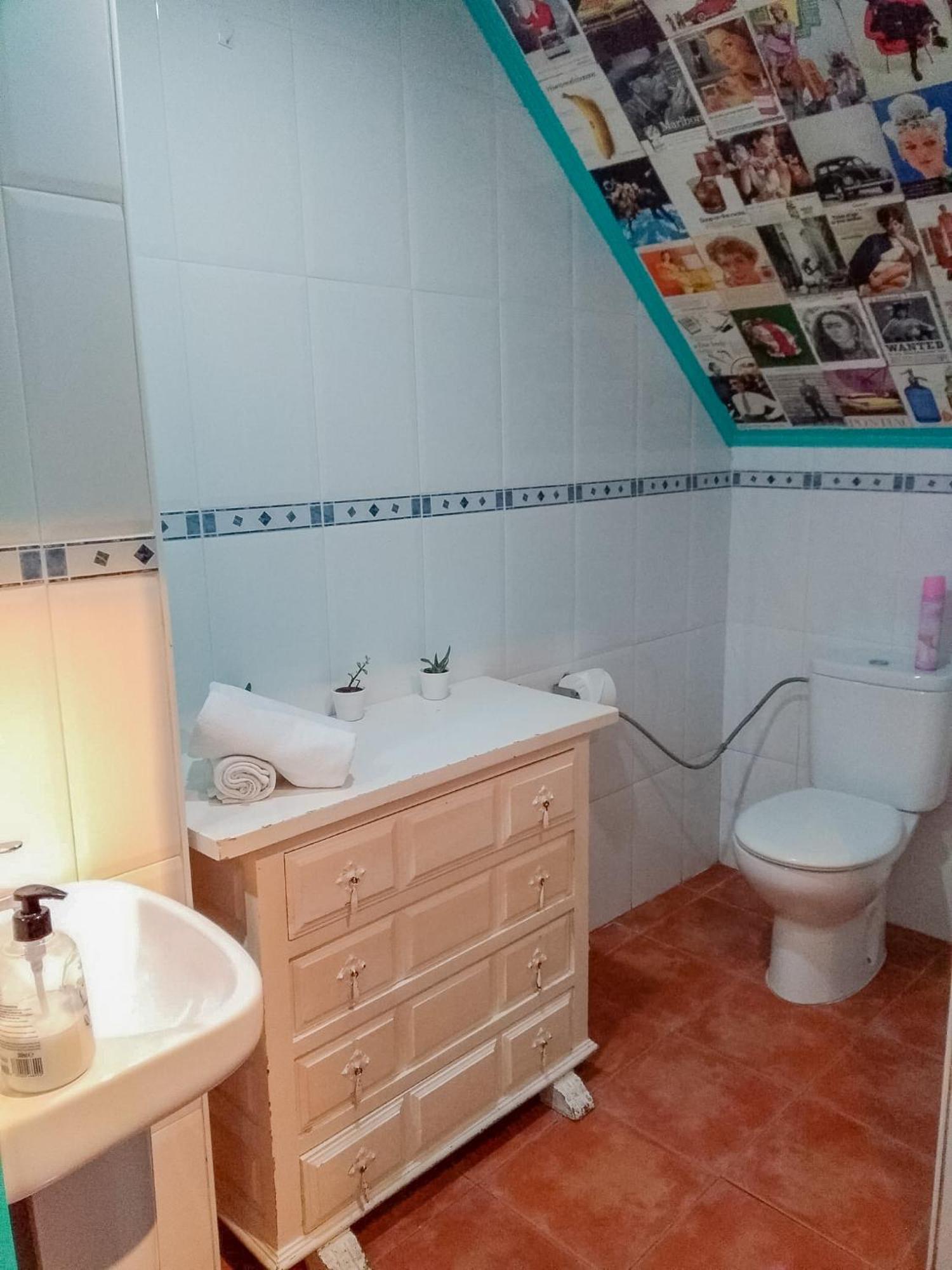 Bbtk Bed And Bike Hotel Malaga Bagian luar foto