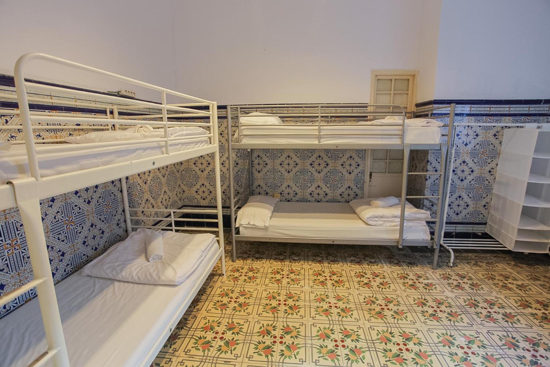 Bbtk Bed And Bike Hotel Malaga Bagian luar foto
